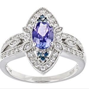 Beautiful Blue Tanzanite Blue Diamond ring